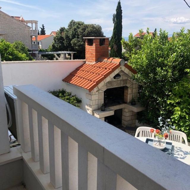 Karina Apartments Супетар Екстер'єр фото